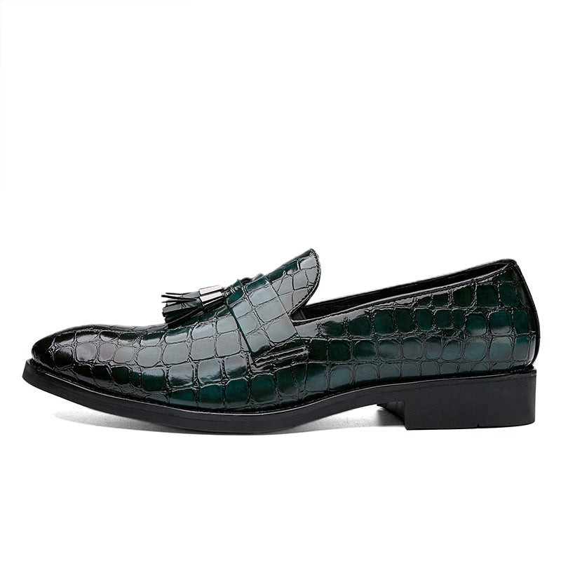 Men's Vintage Pointed Toe Pendant Snake Pattern Leather Shoes