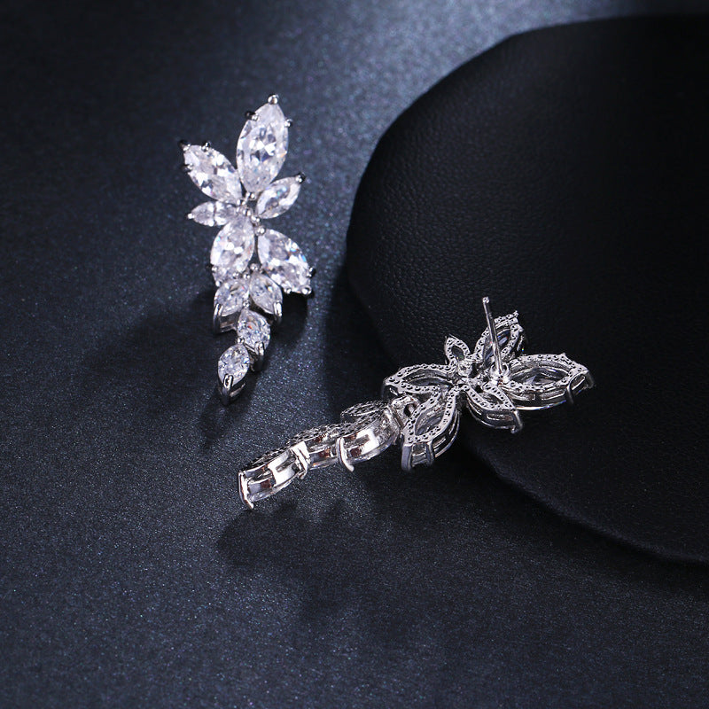 Green leaf zircon ladies earrings